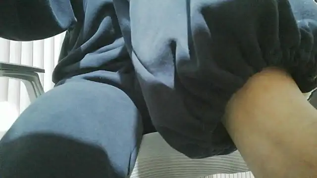 Emachiii online show from February 19, 11:58 pm