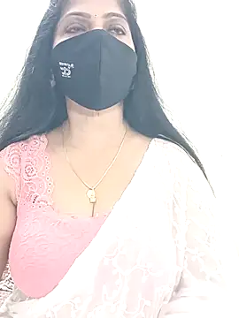 shivani27 online show from May 1, 6:00 pm