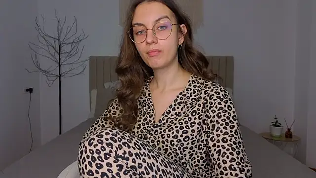 Real cutie1 online show from December 1, 2:20 pm