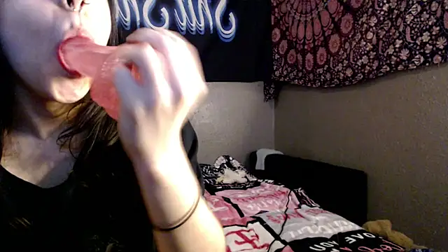 London Ray online show from May 31, 2:28 am