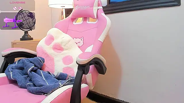 Tammys4 online show from April 8, 7:16 pm