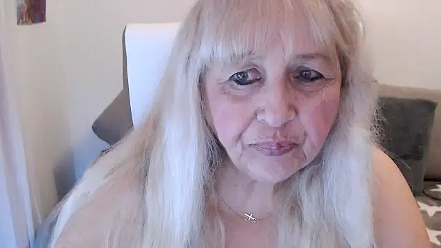 SusiLifeXXX online show from September 9, 8:19 pm