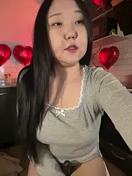 tammy gun online show from February 12, 2:30 pm