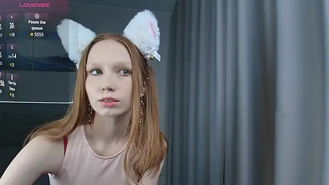 FoxyMira online show from September 13, 1:41 pm