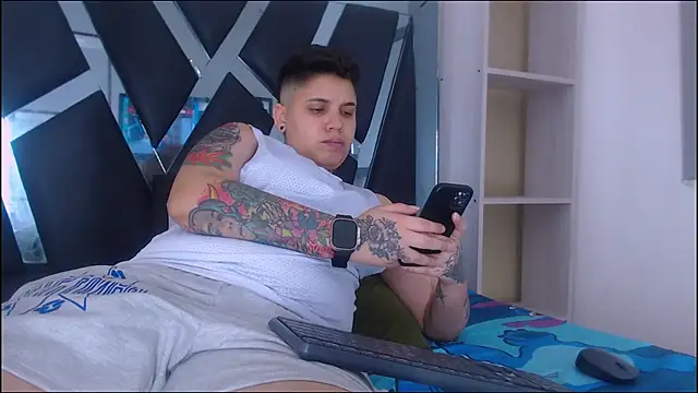 Snapshot of karla_sexy21 chatting on September 18, 4:33 am karla sexy21 online show from September 18, 4:33 am