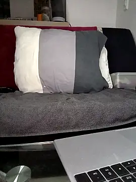 Volcaniiia online show from April 1, 3:51 am