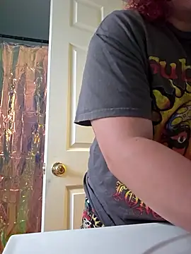 Snapshot of nuttiebuddy1 chatting on September 13, 4:59 pm nuttiebuddy1 online show from September 13, 4:59 pm