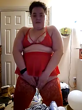 Snapshot of nuttiebuddy1 chatting on October 14, 7:55 am nuttiebuddy1 online show from October 14, 7:55 am