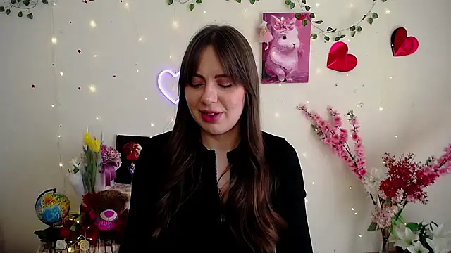 Amanda Bright  online show from March 8, 10:19 am