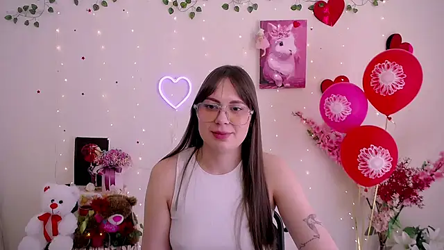 Amanda Bright  online show from March 29, 10:58 am