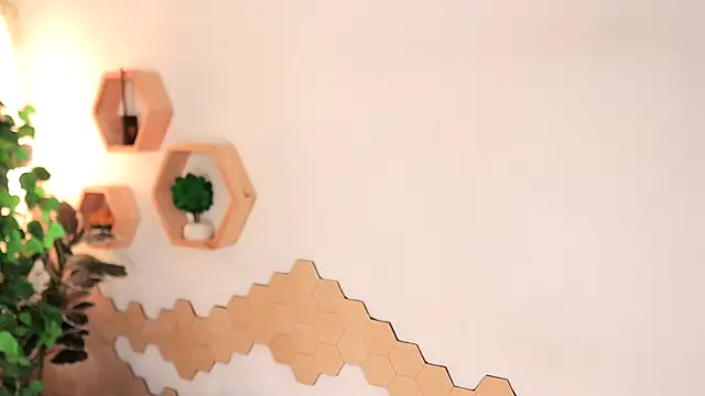  MayaMoon  online show from November 15, 5:08 am