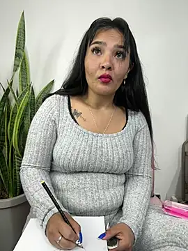 meli  brown online show from March 30, 8:47 am