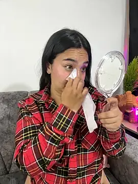 meli  brown online show from December 4, 6:15 am