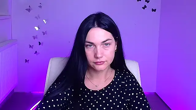 Lune Moon online show from September 13, 11:29 am