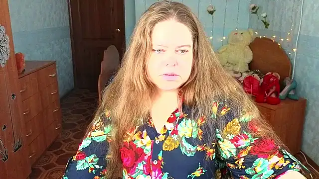 Audrey Aura online show from October 31, 5:31 am