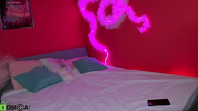 Lisbeth  Salander online show from November 14, 2:33 am