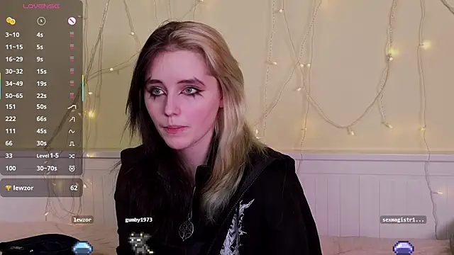 PortiaHedge online show from December 5, 6:42 pm