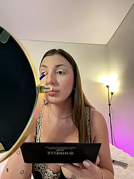 TiffaNoel online show from October 21, 4:11 pm