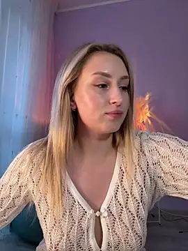 KassandraTress online show from February 24, 4:05 pm