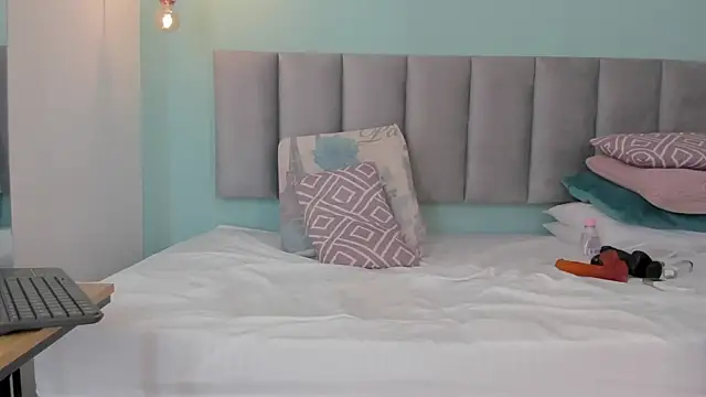 genesis4u online show from October 25, 12:46 pm