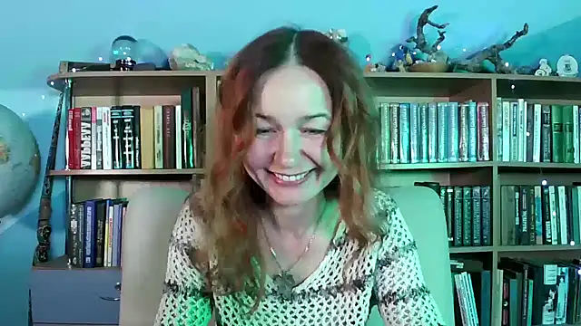 Foxilady357 online show from December 4, 1:57 pm