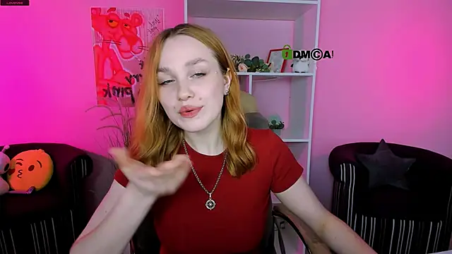Snapshot of ellie_fire1 chatting on October 3, 7:19 pm ellie fire1 online show from October 3, 7:19 pm