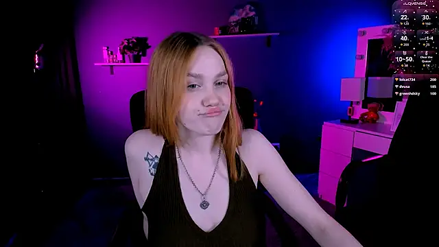 Snapshot of ellie_fire1 chatting on September 28, 9:20 pm ellie fire1 online show from September 28, 9:20 pm