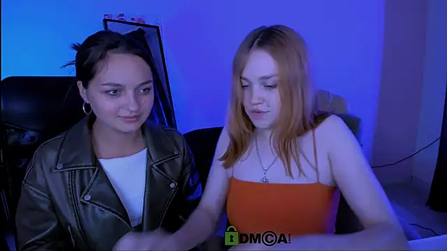 Snapshot of ellie_fire1 chatting on October 12, 1:52 am ellie fire1 online show from October 12, 1:52 am