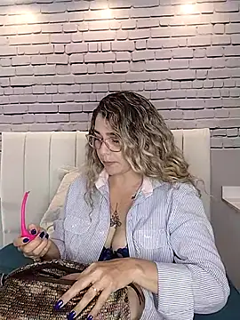 MelanyVegas online show from September 17, 1:31 pm