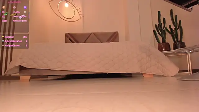 EsmeraldaGrace1 online show from October 13, 3:53 am