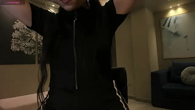 EsmeraldaGrace1 online show from October 19, 4:03 am