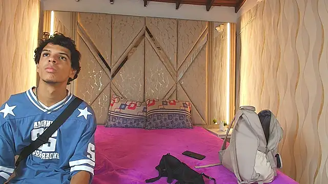 Hotcouple 222 online show from April 21, 1:18 pm