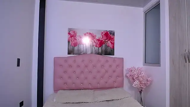 pinky f00x online show from September 25, 2:10 am