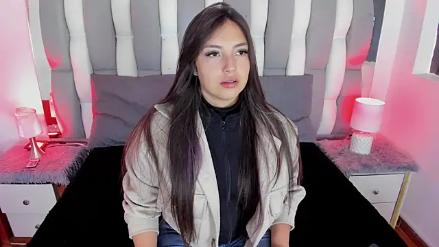 Snapshot of Adaara_Rey chatting on October 3, 8:58 pm Adaara Rey online show from October 3, 8:58 pm
