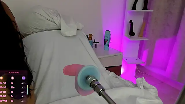 arynaughty20 online show from December 1, 11:47 am