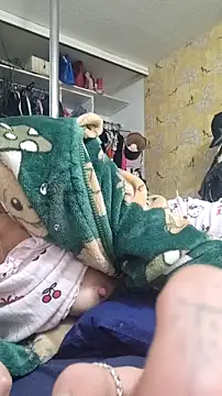 Tannedtattooed69 online show from January 7, 1:58 pm