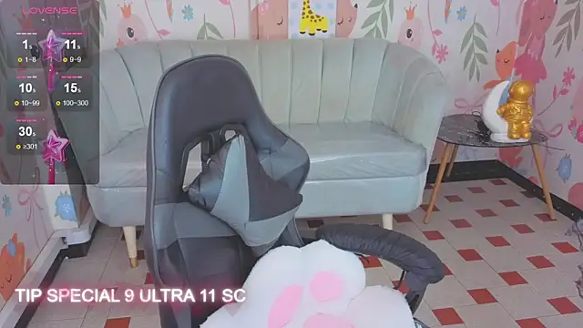 Paris09 v  online show from March 17, 3:21 am