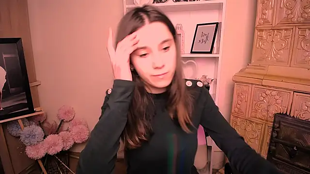 RosaRay  online show from March 21, 8:19 am