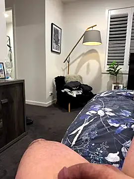 Snapshot of Reacher110565 chatting on October 4, 12:55 pm Reacher110565 online show from October 4, 12:55 pm