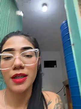 ElaRose 12 online show from April 12, 9:50 pm