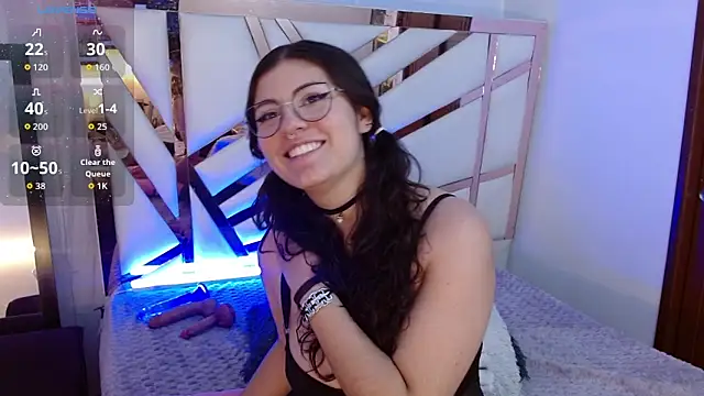 hannia baileys online show from January 17, 1:24 am