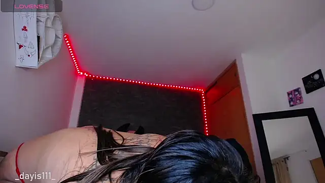 dayis sweet online show from February 19, 2:44 am