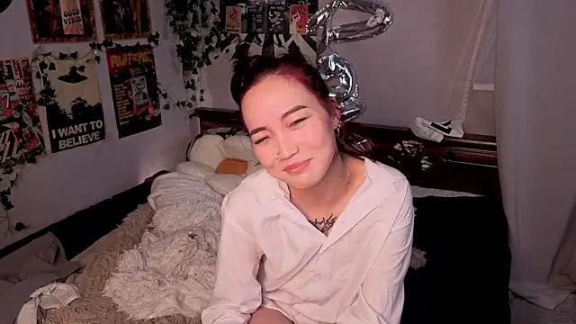 OdetteBiddy online show from March 2, 5:08 am