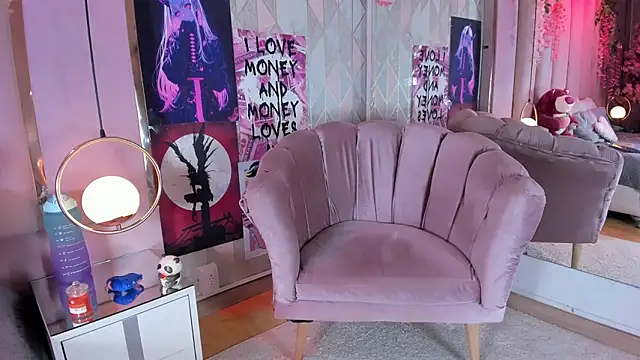 EmmaWilliam1 online show from March 6, 5:46 am