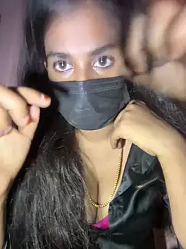 umairahaasan 1 online show from April 9, 9:48 am