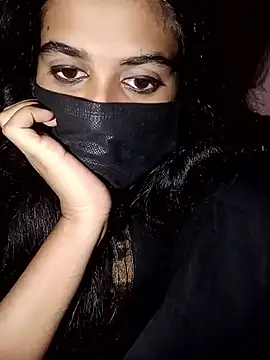 umairahaasan 1 online show from September 22, 10:46 am