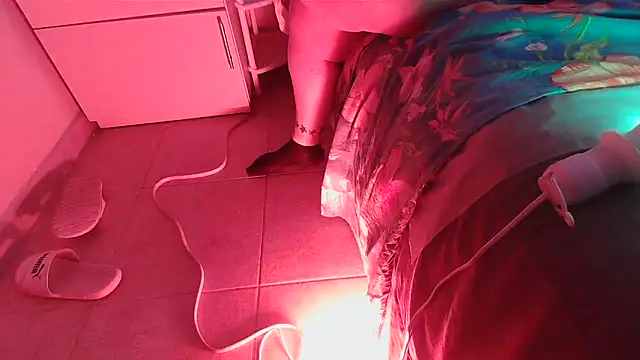 SatiroyNinfa online show from February 4, 9:40 pm