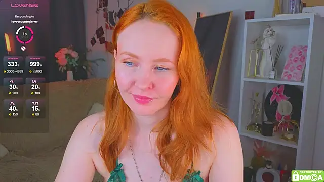 JoyceJones online show from November 30, 8:13 pm