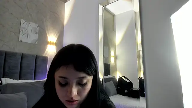 Lunaa bellaa online show from March 16, 7:51 pm