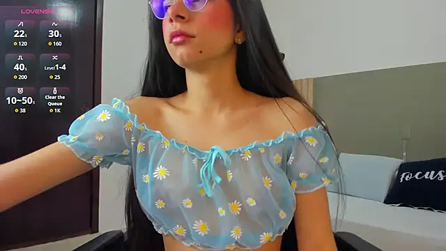 carlina 15 online show from March 10, 12:31 pm